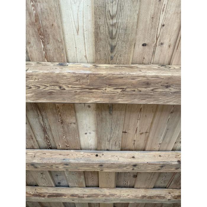 Stará obkladová kartáčovaná prkna délka 3,8m, šíře 20-24cm, síla 2cm