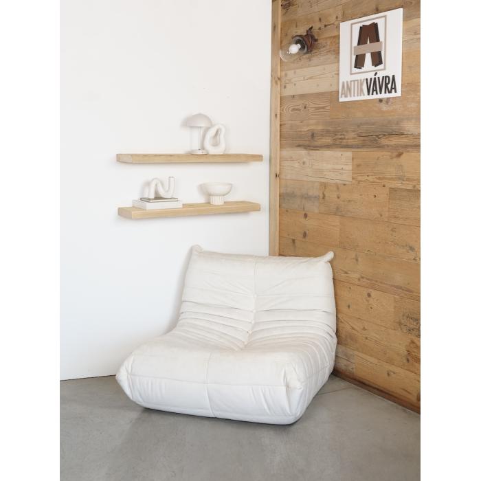 Set 2 ks rovných polic z masivního dřeva